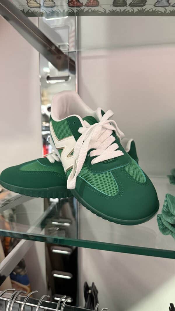 Baskets trainers vertes et blanches
