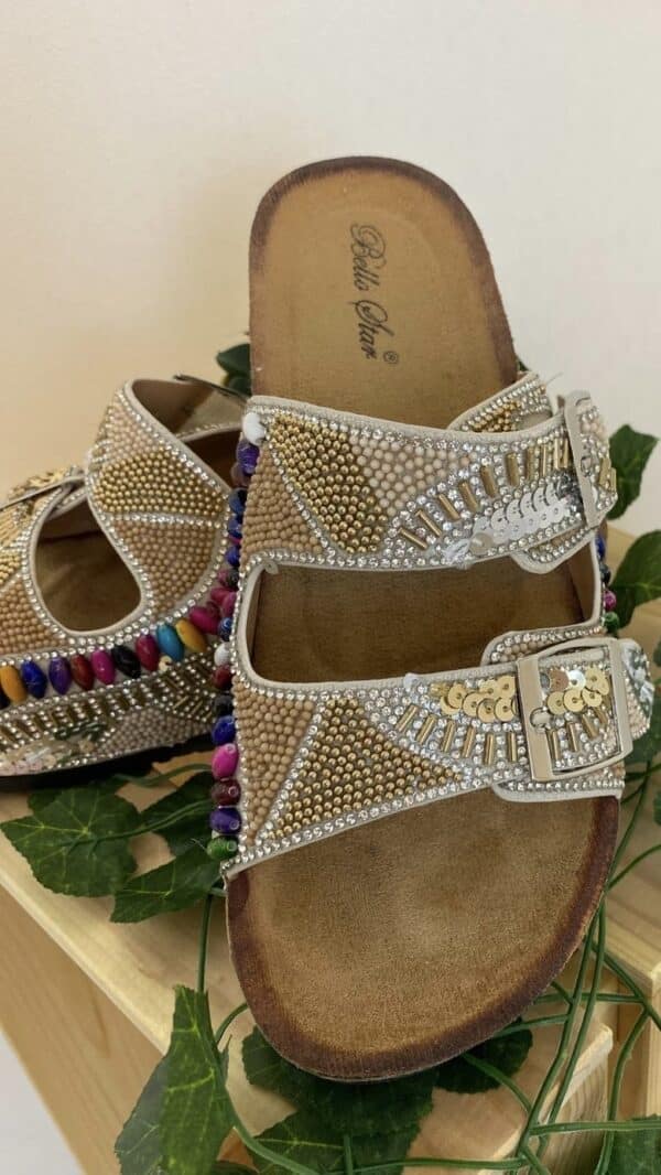 Mules à perles colorées et talon compensé – Image 2