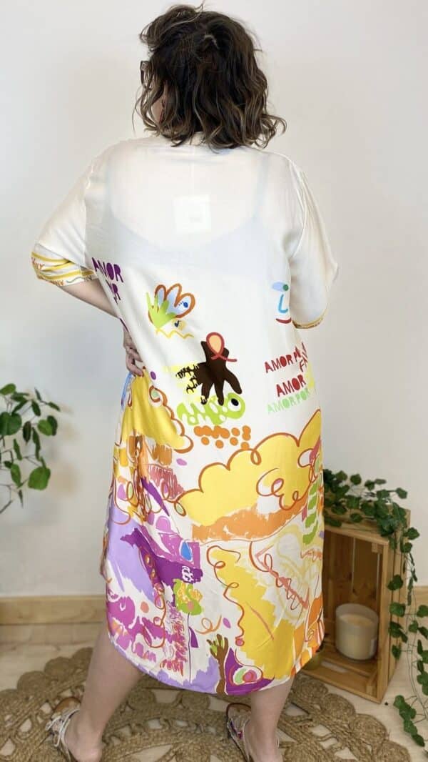 Robe longue satinée (différents coloris) – Image 5