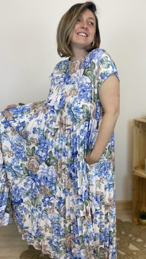 Robe longue plissée fleurie