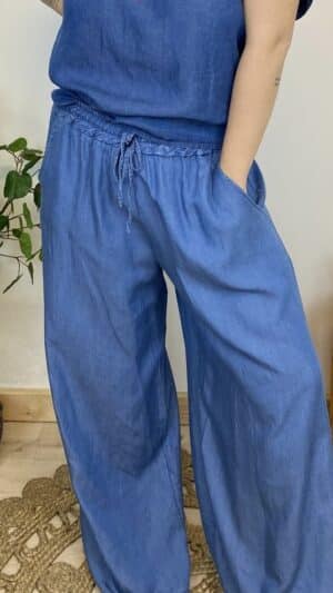 Pantalon large et fluide apect jean