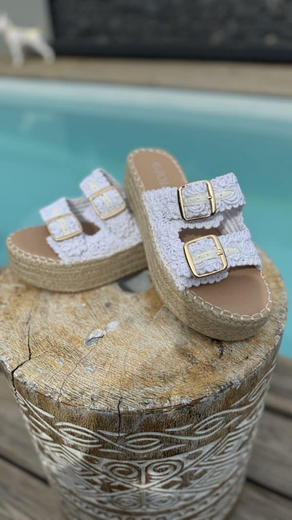 Sandales à plateforme crochet blanc