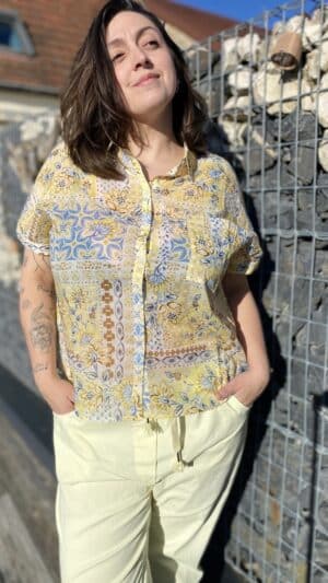 Chemisier imprimé pastel « c&rsquo;est beau la vie »