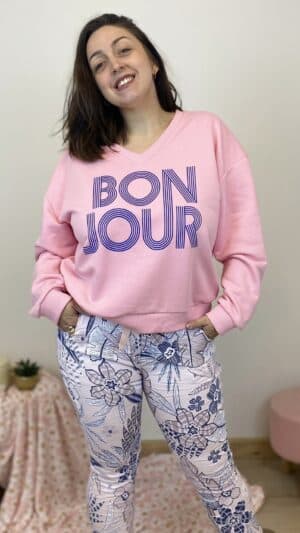 Sweat confort , col V « bonjour »(jaune ,rose, blanc)