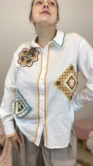 Chemisier blanc en coton broderie et crochet