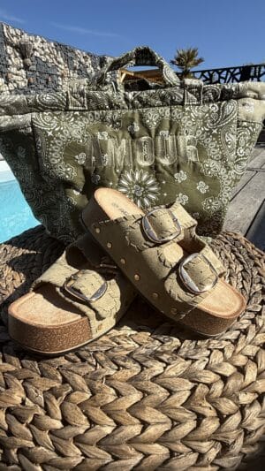 Sandales doubles boucles kaki